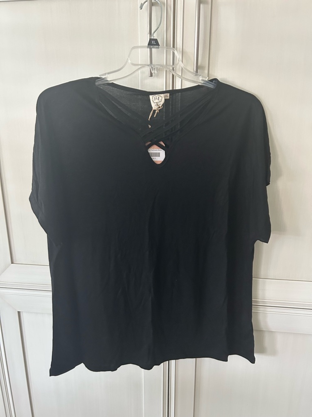 Black Crisscross V-Neck Short Sleeve Top